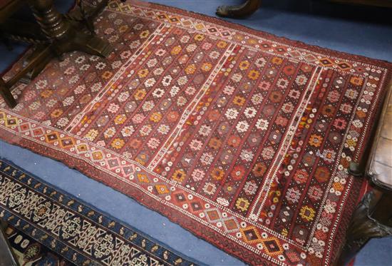 A Turkish Kelim rug Approx. 200 x 130cm